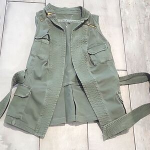 Strong and Dickerson Army Green Safari vestige size small #12